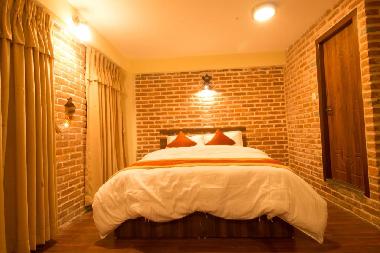 Hotel Layaku Durbar Bhatgoan Esterno foto