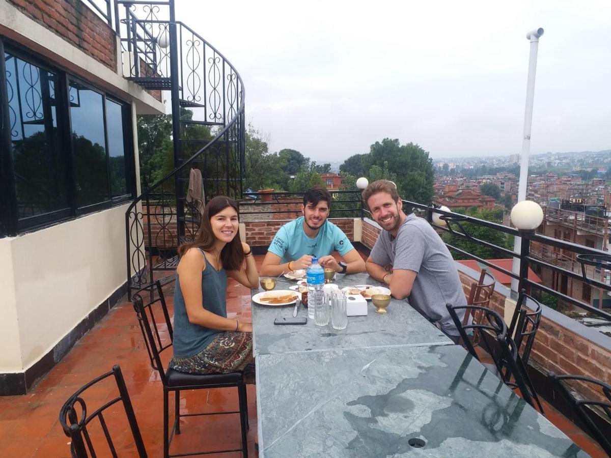 Hotel Layaku Durbar Bhatgoan Esterno foto