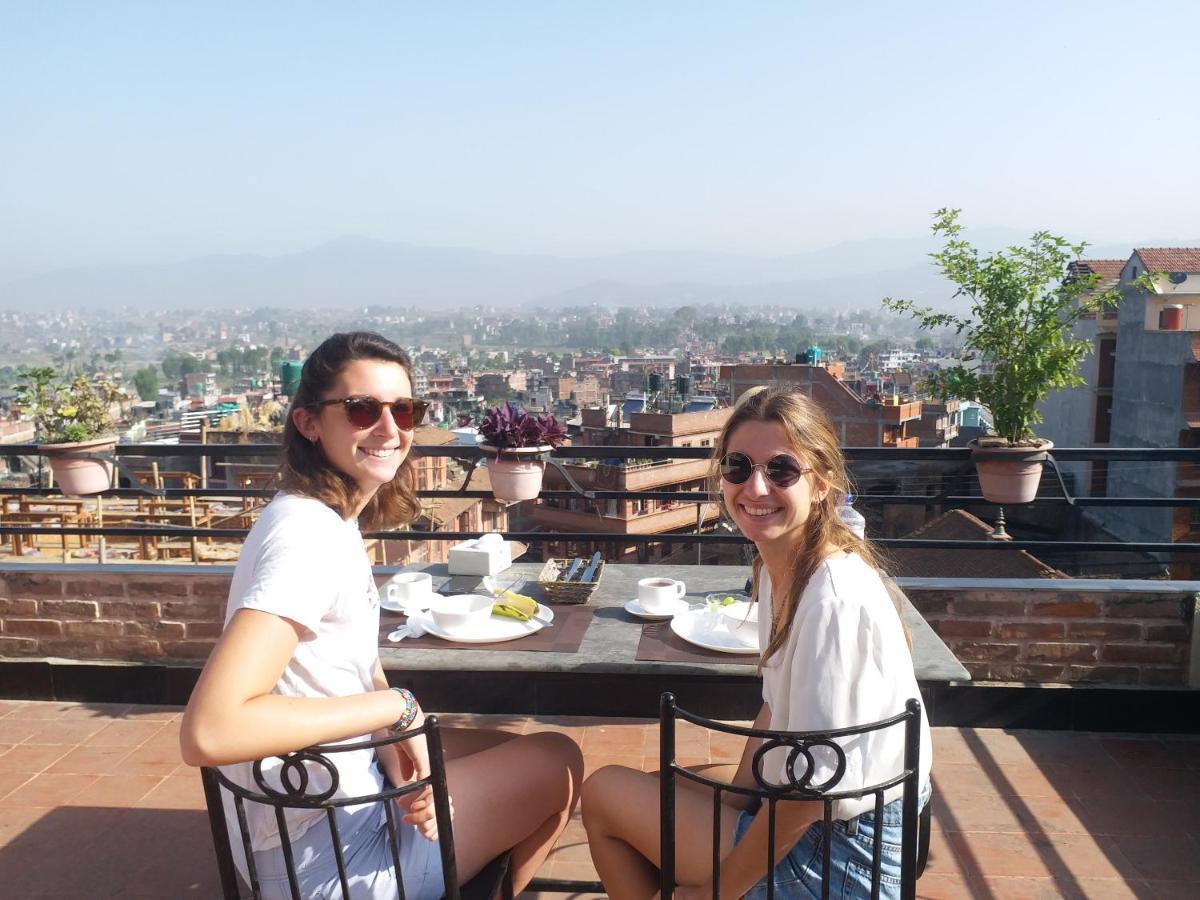 Hotel Layaku Durbar Bhatgoan Esterno foto