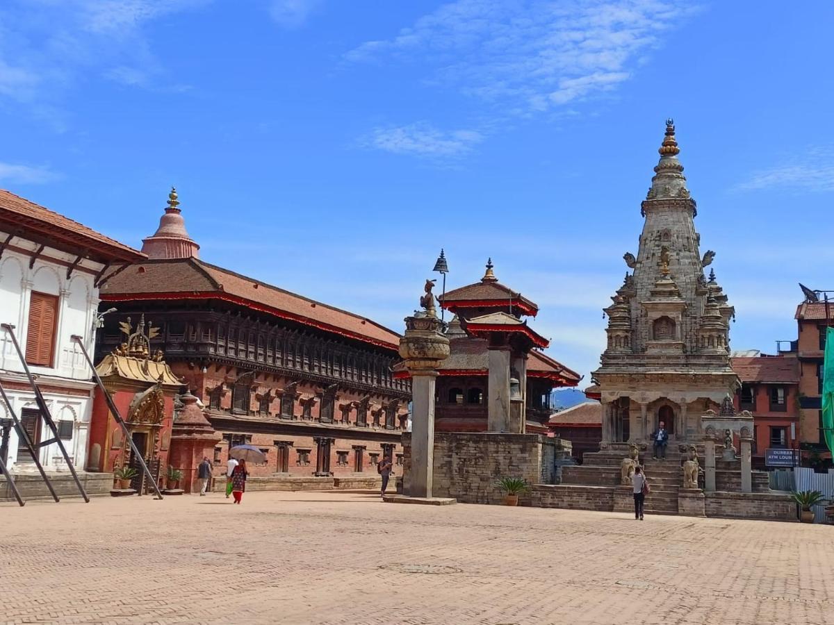 Hotel Layaku Durbar Bhatgoan Esterno foto